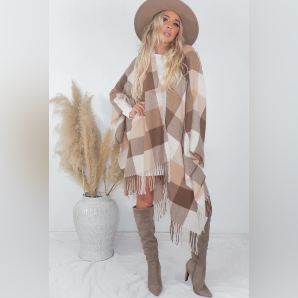 NWOT Plaid Wrap Poncho